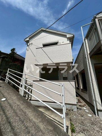 ルミエール西代B棟の外観