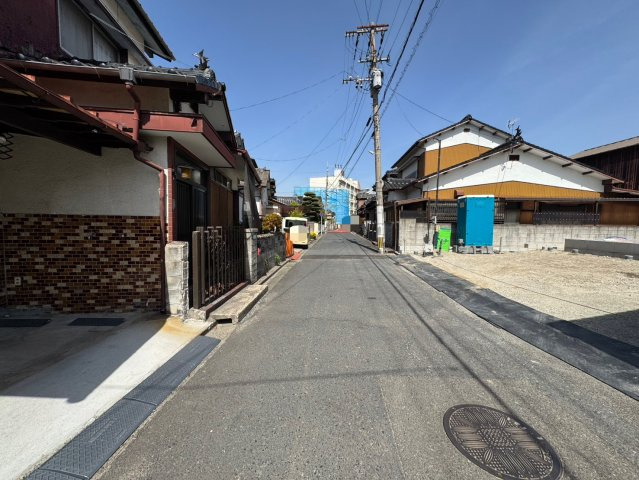 【前面道路含む現地写真】の画像