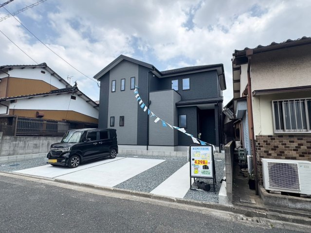 【前面道路含む現地写真】の画像