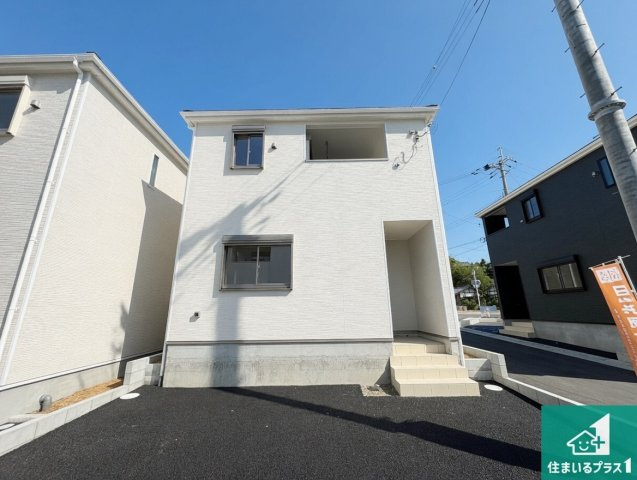 ■枚方市釈尊寺町　第4期　新築一戸建ての外観|お客様に長く安心して住んでいだだける事にこだわった家づくり！住んでからのアフターサービスにもしっかりと取り組んでいます！