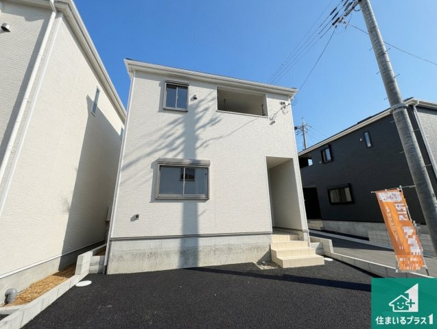 ■枚方市釈尊寺町　第4期　新築一戸建ての外観|お客様に長く安心して住んでいだだける事にこだわった家づくり！住んでからのアフターサービスにもしっかりと取り組んでいます！