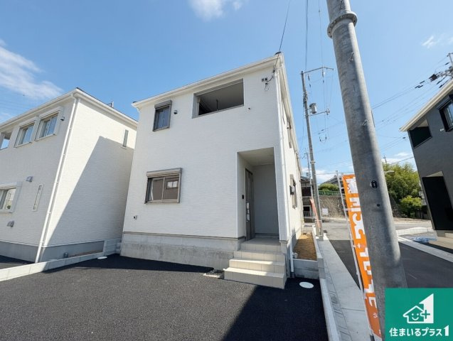 ■枚方市釈尊寺町　第4期　新築一戸建ての外観|安心の10年保証！外観を美しく保ち、雨水で汚れを落とします！気になることがありましたら、お気軽にお問い合わせください！