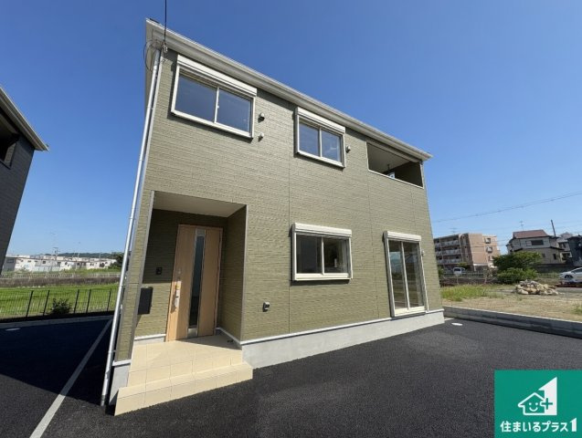 枚方市釈尊寺町　第4期　新築一戸建ての外観|お客様に長く安心して住んでいだだける事にこだわった家づくり！住んでからのアフターサービスにもしっかりと取り組んでいます！