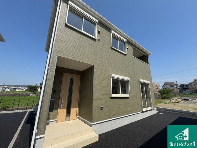 枚方市釈尊寺町　第4期　新築一戸建ての外観|安心の10年保証！外観を美しく保ち、雨水で汚れを落とします！気になることがありましたら、お気軽にお問い合わせください！