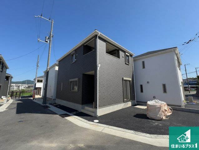 枚方市釈尊寺町　第4期　新築一戸建ての外観|お客様に長く安心して住んでいだだける事にこだわった家づくり！住んでからのアフターサービスにもしっかりと取り組んでいます！