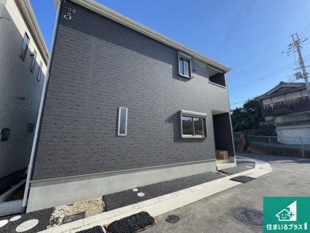 枚方市釈尊寺町　第4期　新築一戸建ての外観|お客様に長く安心して住んでいだだける事にこだわった家づくり！住んでからのアフターサービスにもしっかりと取り組んでいます！