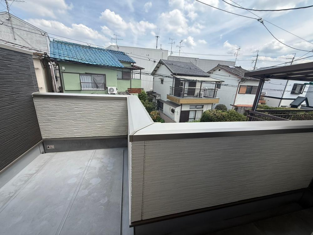 山之上1丁目　中古一戸建てのバルコニー|■物件内覧・資金計画相談・住宅ローン相談、リフォーム相談、お問合せ受付中■
※当日・翌日のご内覧、ご相談はお電話でのお問合せがスムーズです！