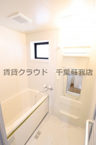 グリーンヒルズDの浴室|落ち着いた空間のお風呂です