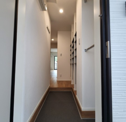 MELDIA春日部の玄関|同施工参考写真