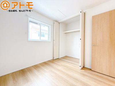 【子供部屋】 | 葵区城東町　新築戸建　1号地 | 壁と床がシンプルな色合いだからこそ自分だけの空間を作れます♪お部屋作りのイメージは順調でしょうか♪