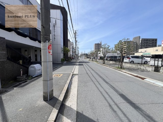 大阪市鶴見区鶴見4丁目の前面道路含む現地写真