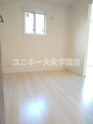 【寝室】 | ソレイユ三原台