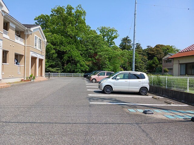 サンリット　ヒル　Ⅱの駐車場
