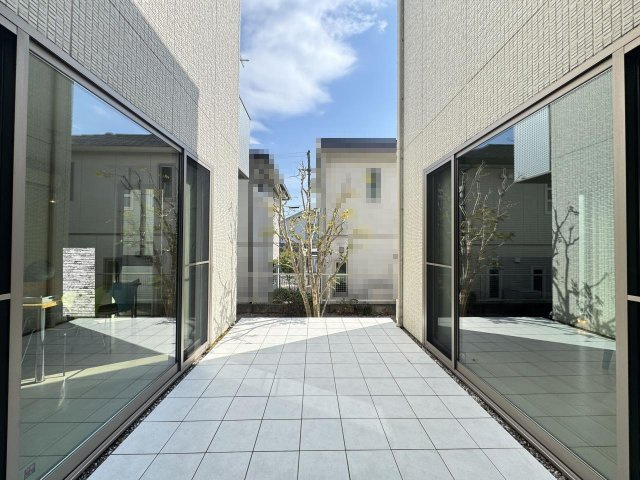 高知市長浜蒔絵台2丁目　中古戸建ての庭
