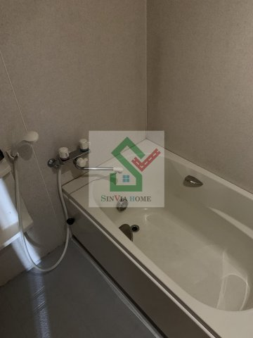 プロスペリテの浴室