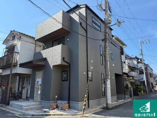 柏原市国分西　第2期　新築一戸建ての外観|現在建築中！落ち着いた街並みで新生活を始めることが出来そう！周辺の物件も併せてご紹介させて頂きます！