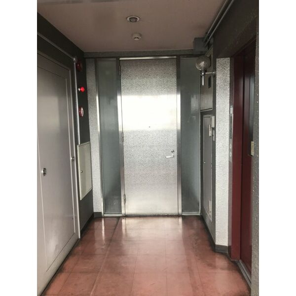 ジャルダン金山のロビー