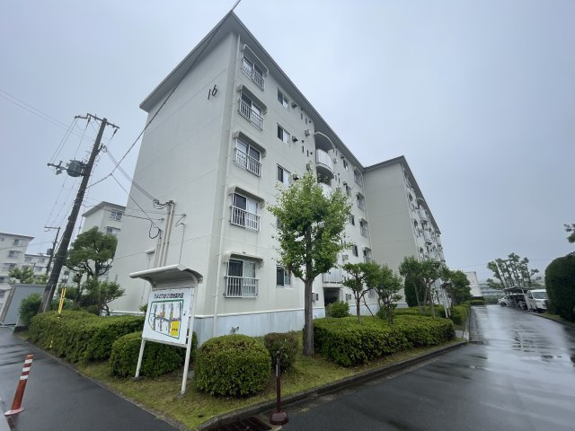 ひよどり台2団地16号棟
