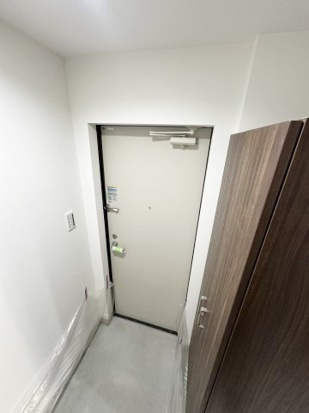 藤沢市辻堂新町１丁目のアパートの玄関
