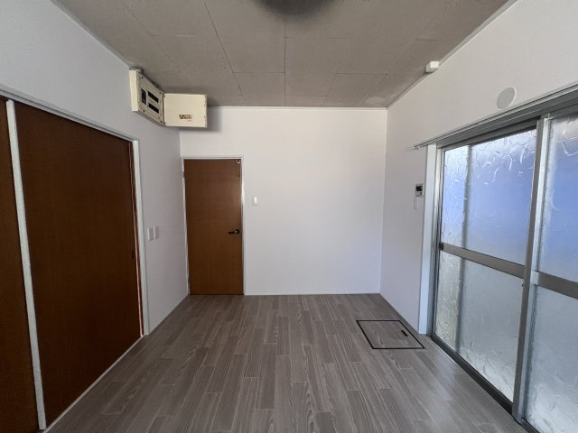 鈴蘭台東町3丁目戸建ての居間・リビング