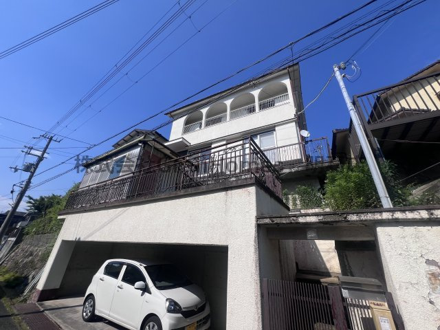 鈴蘭台東町3丁目戸建て