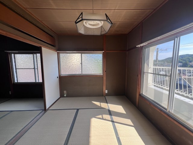 鈴蘭台東町3丁目戸建ての和室