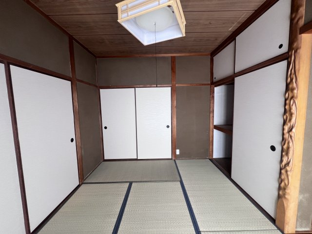 鈴蘭台東町3丁目戸建ての和室