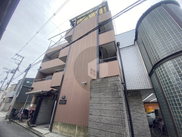 GLマンション八戸ノ里の外観