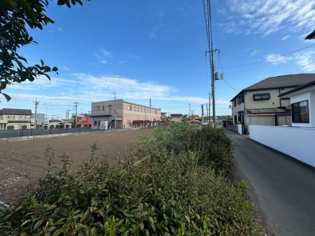 あきる野市上代継☆約409坪売地☆事業用にオススメ☆の前面道路含む現地写真
