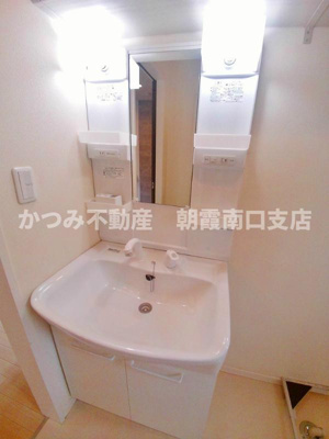 【洗面所】 | プルメリアＢ（シャーメゾン） | シャンプードレッサー・洗濯機置場
