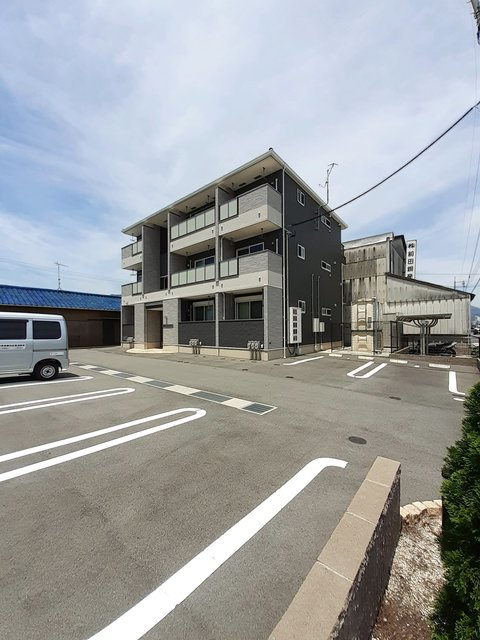 グランツ　エムの駐車場|駐車場
