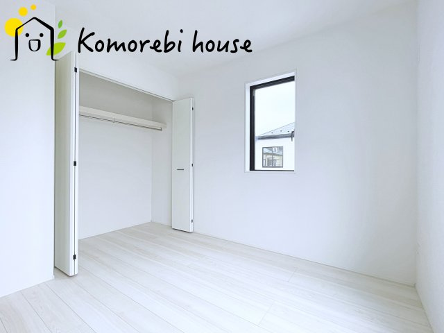さいたま市見沼区御蔵　９期　新築一戸建て　グラファーレ　01の収納|大きなスペースがあり、収納には困りません