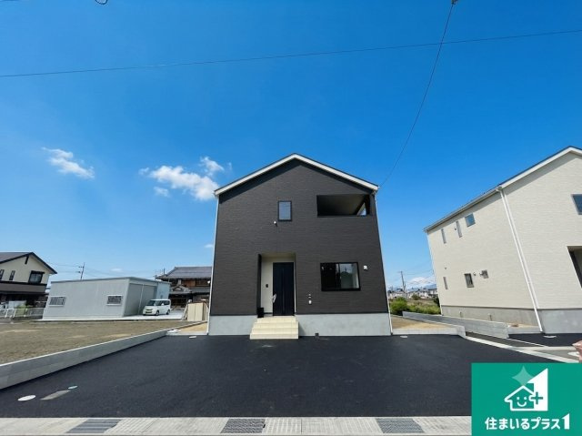 東近江市今町　第3期　新築一戸建てのトイレ|シンプルなトイレは落ち着く空間！お手入れも簡単です！