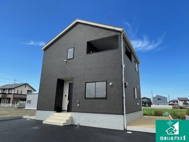東近江市今町　第3期　新築一戸建ての外観|安心の10年保証！外観を美しく保ち、雨水で汚れを落とします！気になることがありましたら、お気軽にお問い合わせください！
