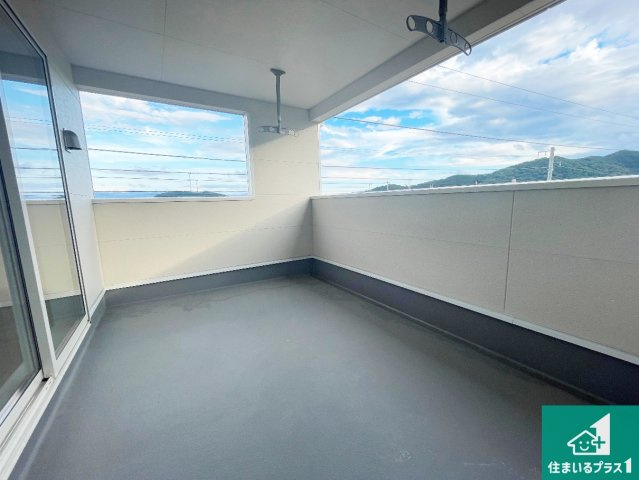 東近江市今町　第3期　新築一戸建てのバルコニー|インナーバルコニーを採用しています。雨にも濡れず陽当りもバッチリです。