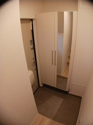 フェリチタ　アイの玄関