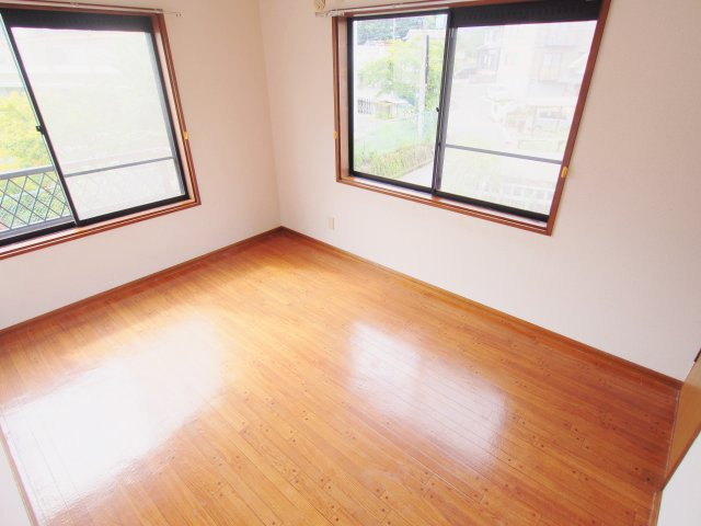 クレール川角の寝室