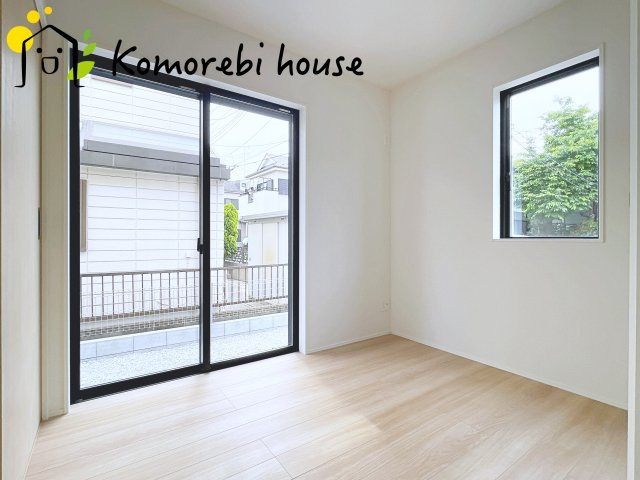 さいたま市見沼区御蔵　９期　新築一戸建て　グラファーレ　03の洋室|落ち着いた色調の洋室です