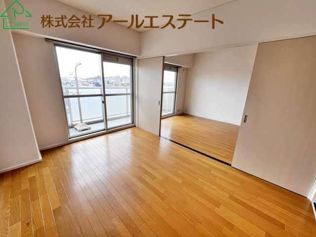 ユニオンハイツ土山　JR「土山駅」徒歩6分の寝室