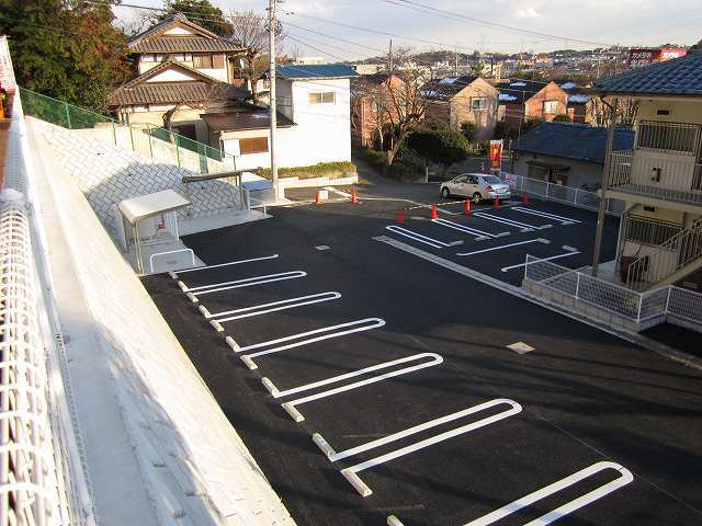 エスポワールⅠの駐車場