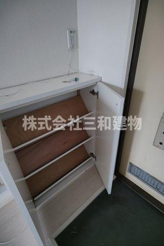 コーポ矢作の玄関