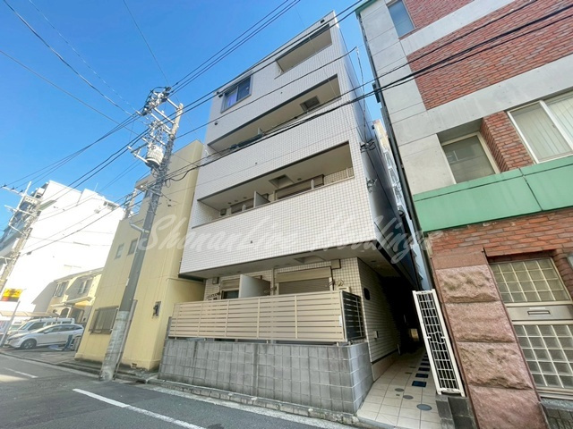 横浜市南区高根町４丁目の賃貸マンションの外観