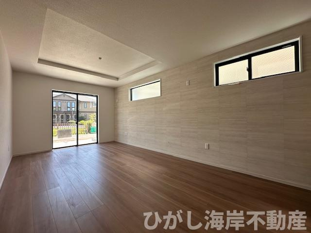 茅ヶ崎市東海岸北5丁目　新築戸建　全３棟の居間・リビング|18帖　LDK