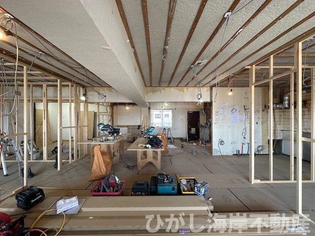マンション茅ヶ崎のダイニング|5月2日撮影　リフォーム工事中　22.5帖　LDK