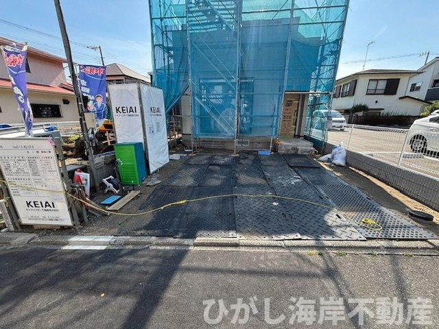茅ヶ崎市富士見町　新築戸建の駐車場|5月2日撮影　工事中　駐車スペース