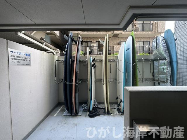 パレステージ片瀬江ノ島のその他共用部分|サーフボード置場