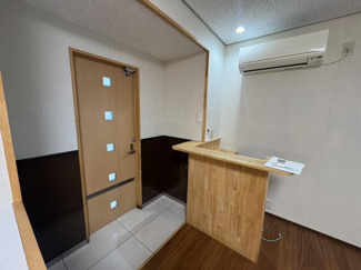 【玄関】 | 白枝戸建借家