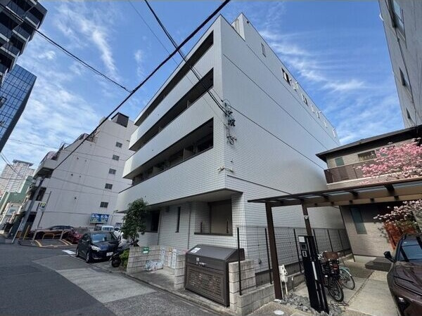 ラコルタ　ブローンの周辺