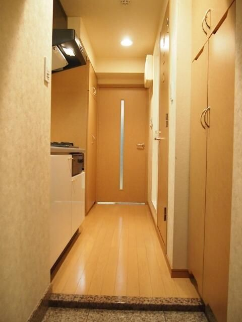 ルーブル神楽坂弐番館の玄関