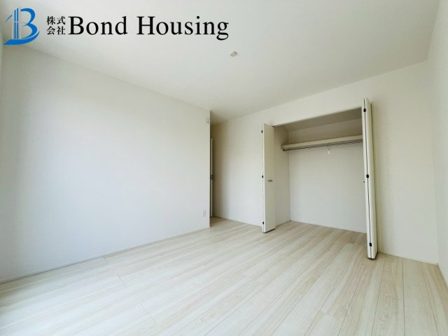 住宅性能表示取得物件　春日台8丁目　新築2区画　2号棟の洋室